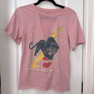 FREEZE Pink Mesh CutOut Panther
Night Warrior Short Sleeve Graphic Tshirt size M